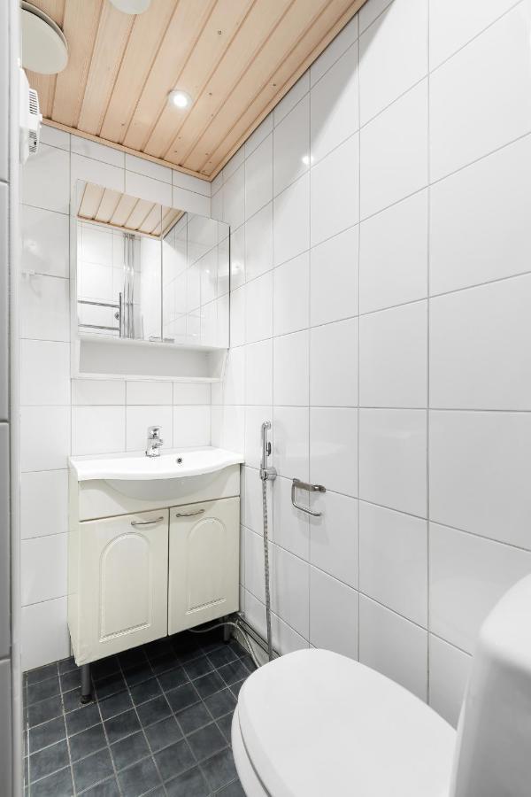 Wehost Spacious Studio For 5 With A Kitchen Helsinki Bagian luar foto